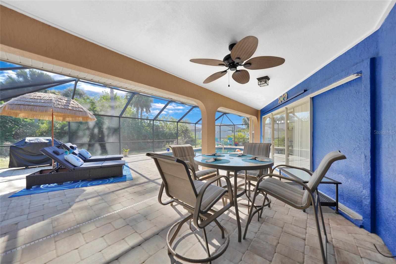 Image 13 of 59 For 18395 Edgewater Drive