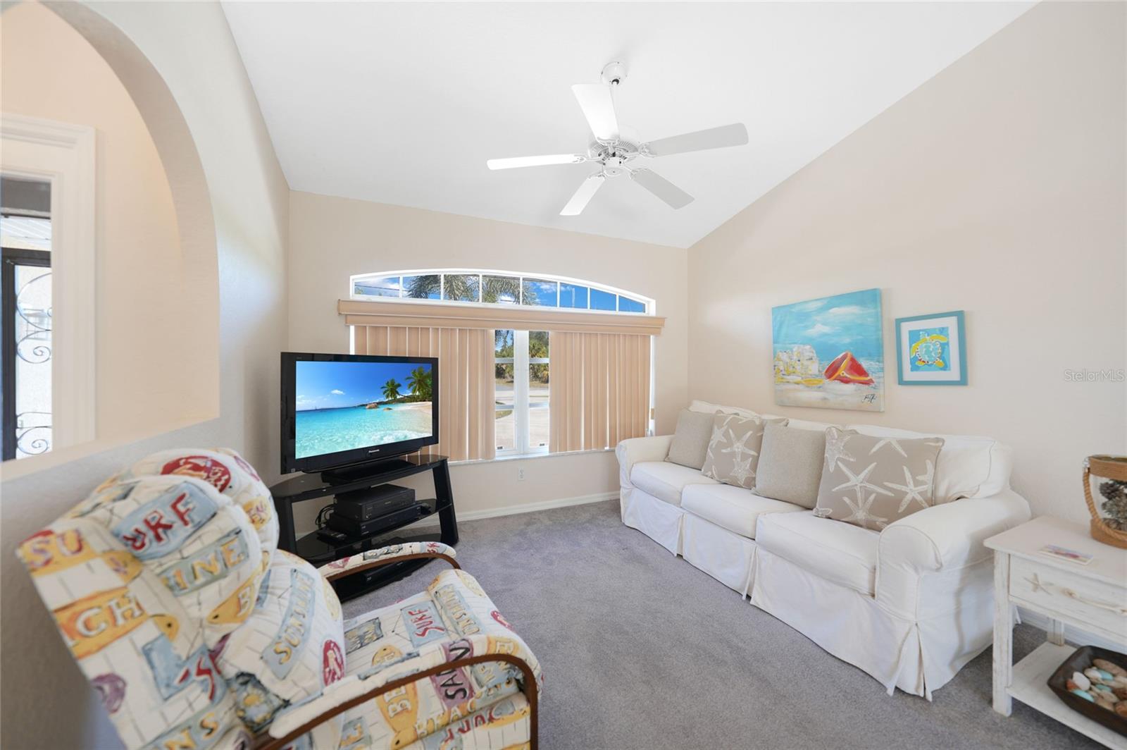 Image 26 of 59 For 18395 Edgewater Drive