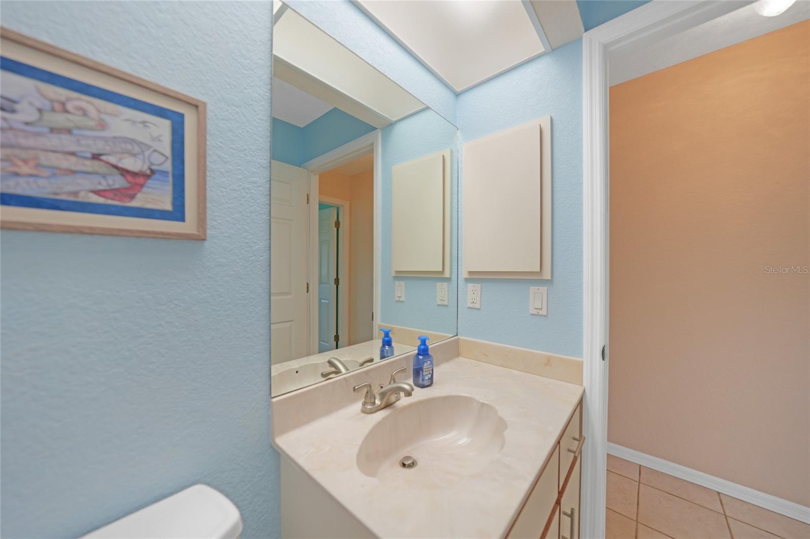 Image 35 of 59 For 18395 Edgewater Drive