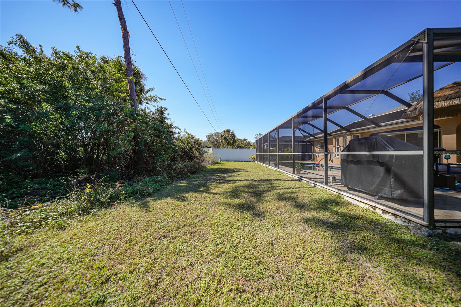 Image 43 of 59 For 18395 Edgewater Drive