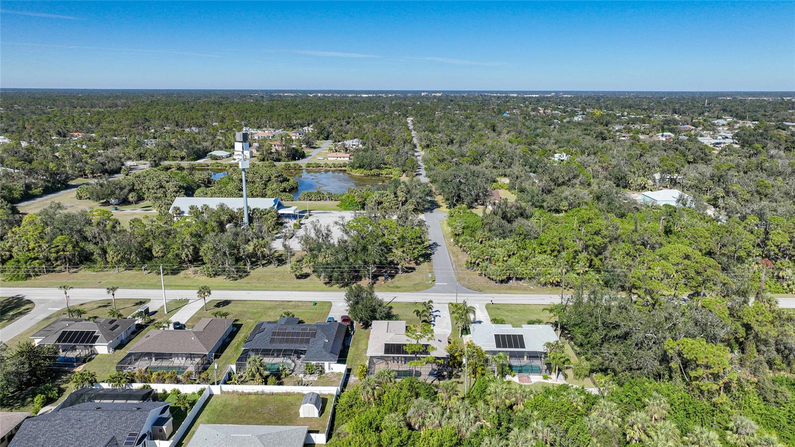 Image 48 of 59 For 18395 Edgewater Drive