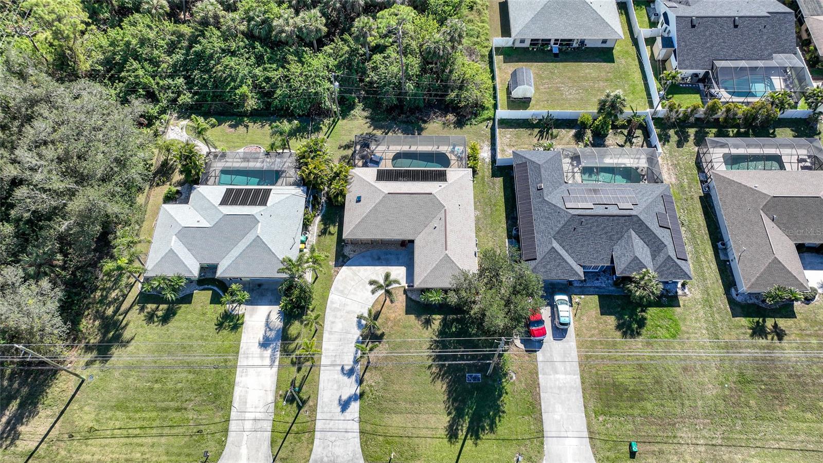 Image 52 of 59 For 18395 Edgewater Drive