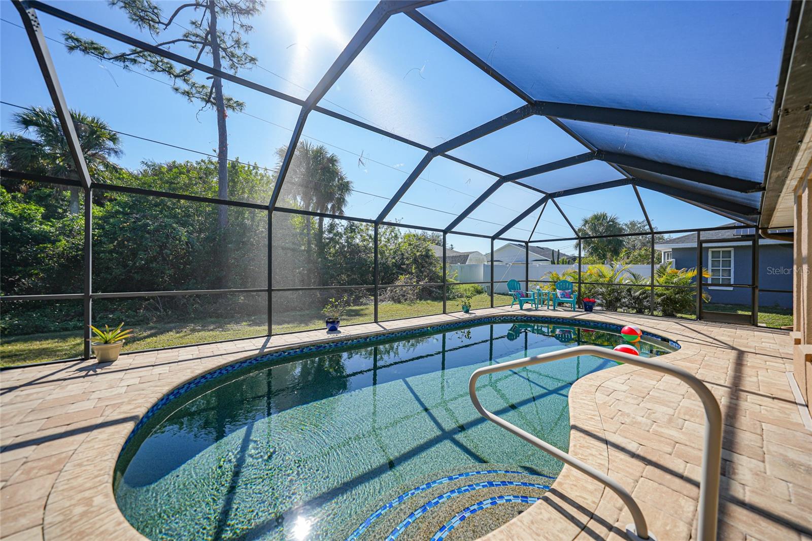 Image 6 of 59 For 18395 Edgewater Drive
