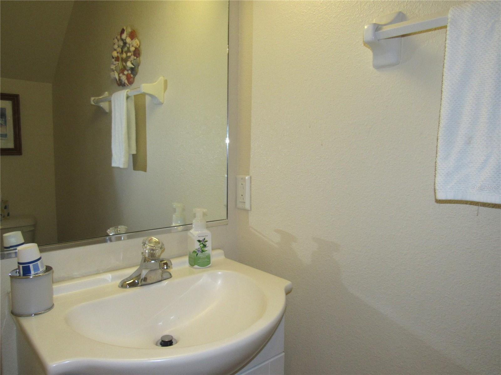 Image 13 of 32 For 1246 Rio De Janeiro Avenue 503