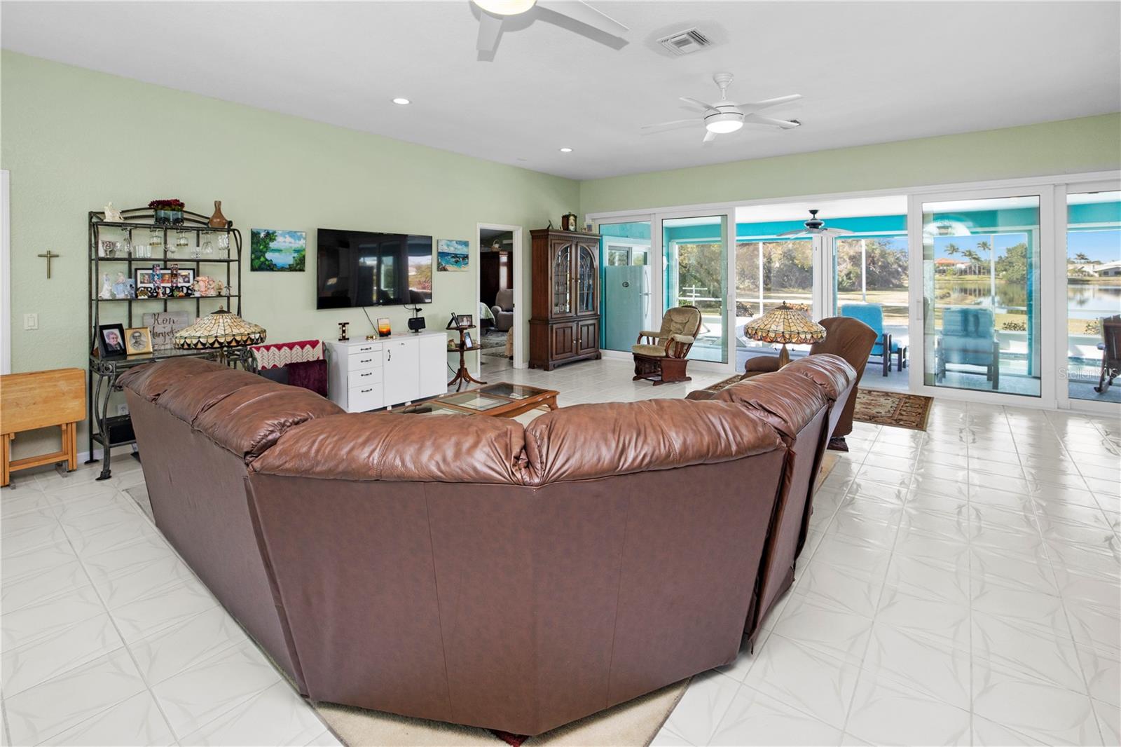 Image 4 of 53 For 2275 Kenya Lane