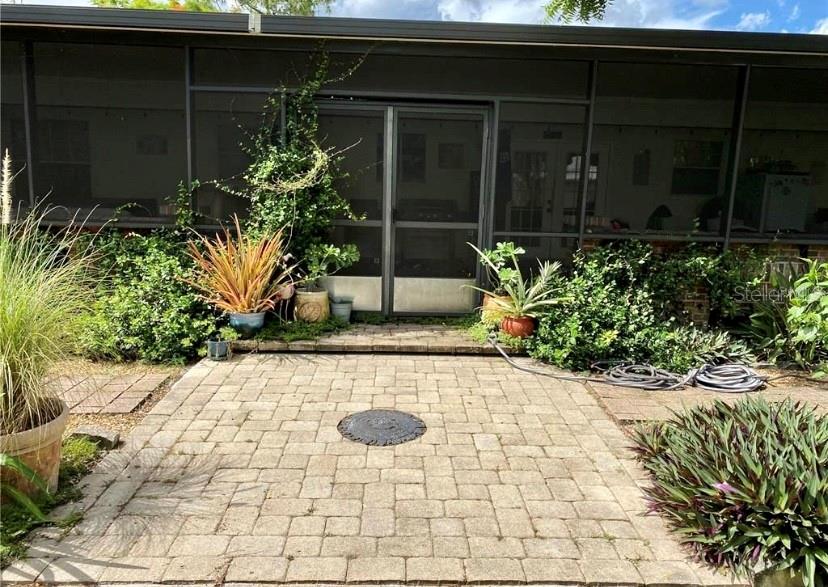 Image 34 of 35 For 18085 Wintergarden Avenue