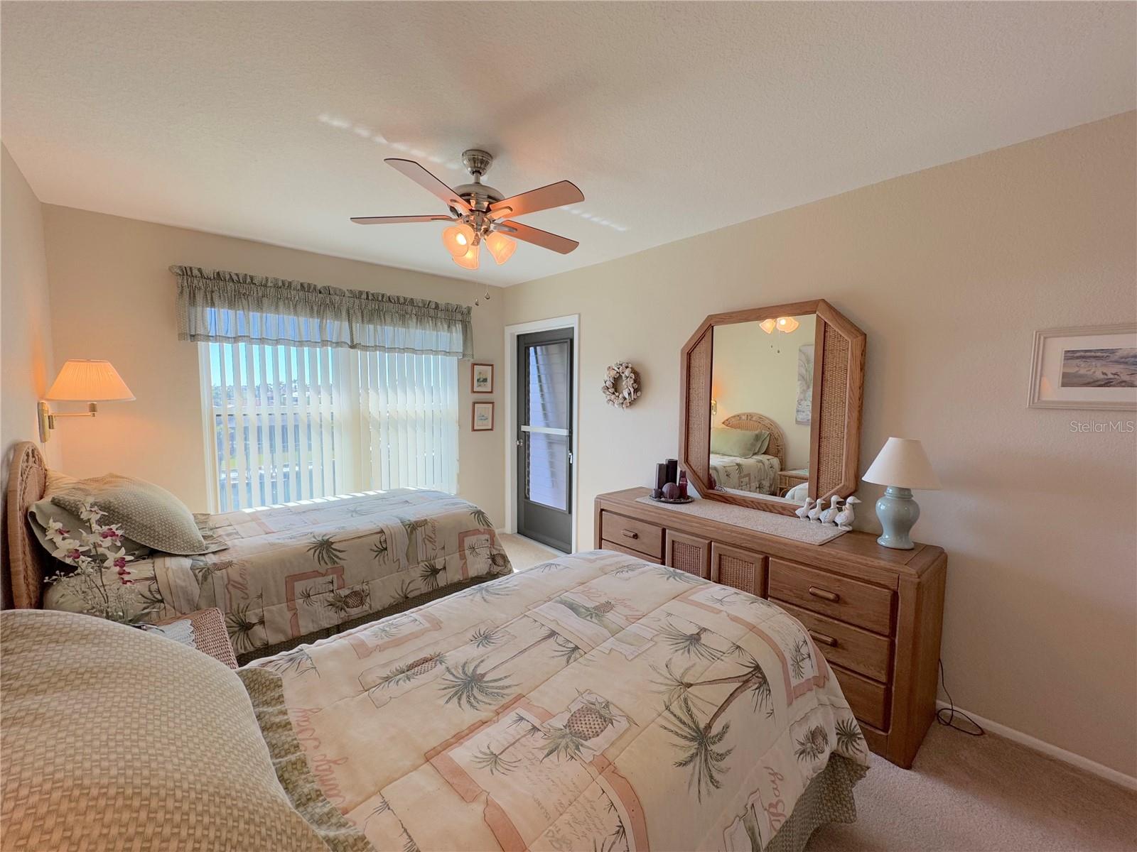 Image 41 of 45 For 2601 Marion Avenue 45c