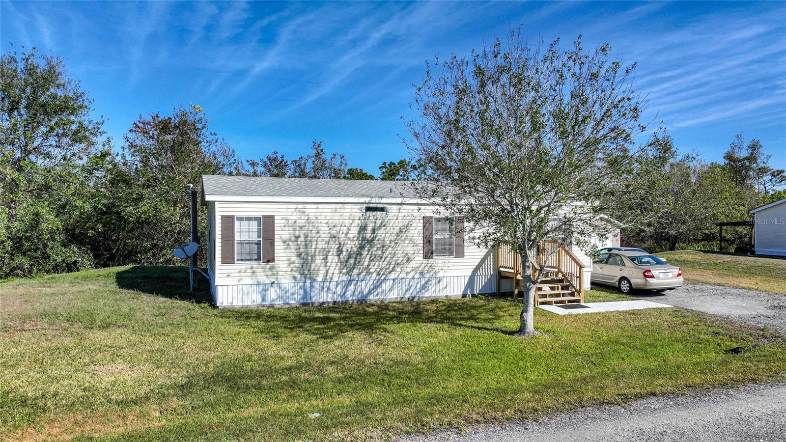 Image 4 of 23 For 10586 Park Avenue