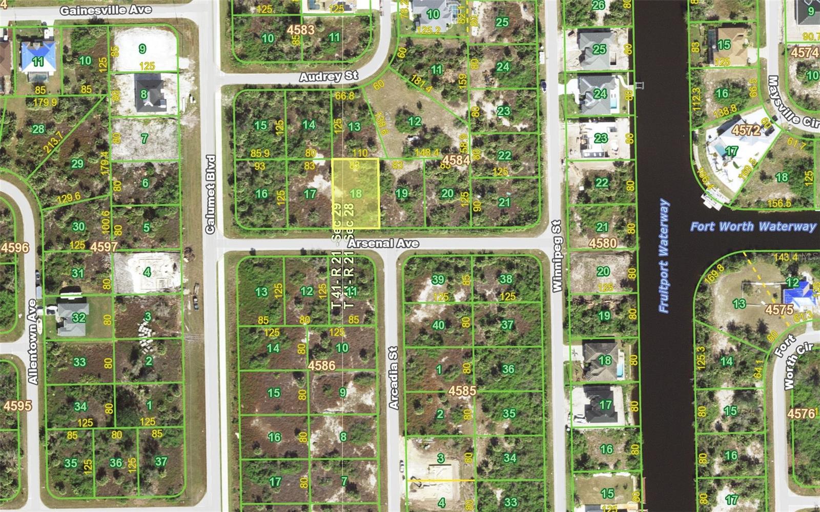 Listing Details for 13522 Arsenal Avenue, PORT CHARLOTTE, FL 33981