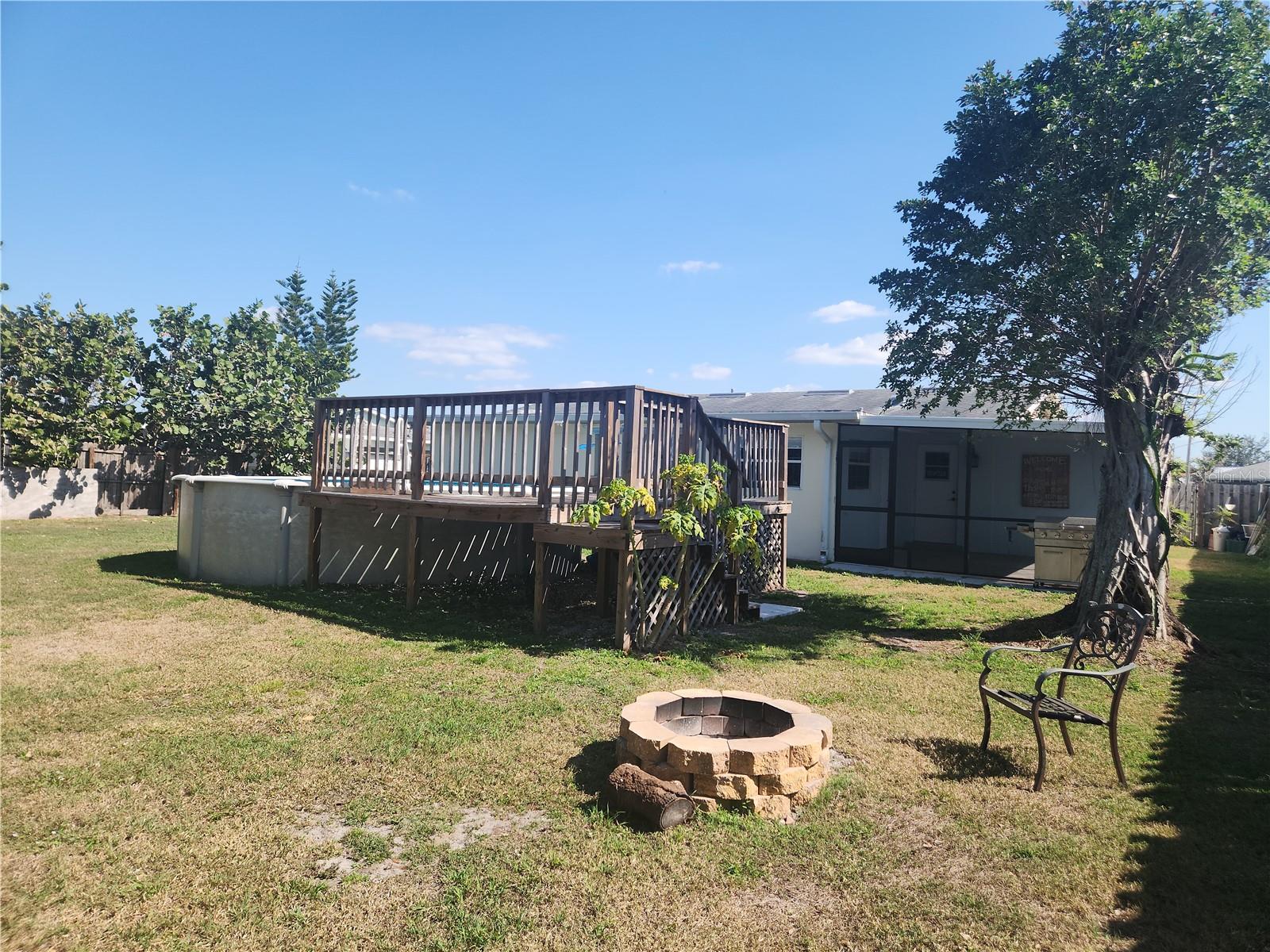 Image 16 of 20 For 2461 Ivanhoe Street
