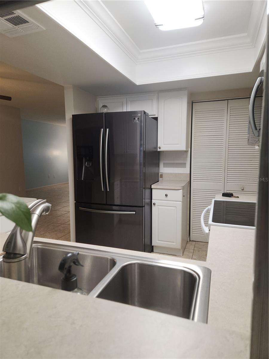 Image 6 of 20 For 2461 Ivanhoe Street