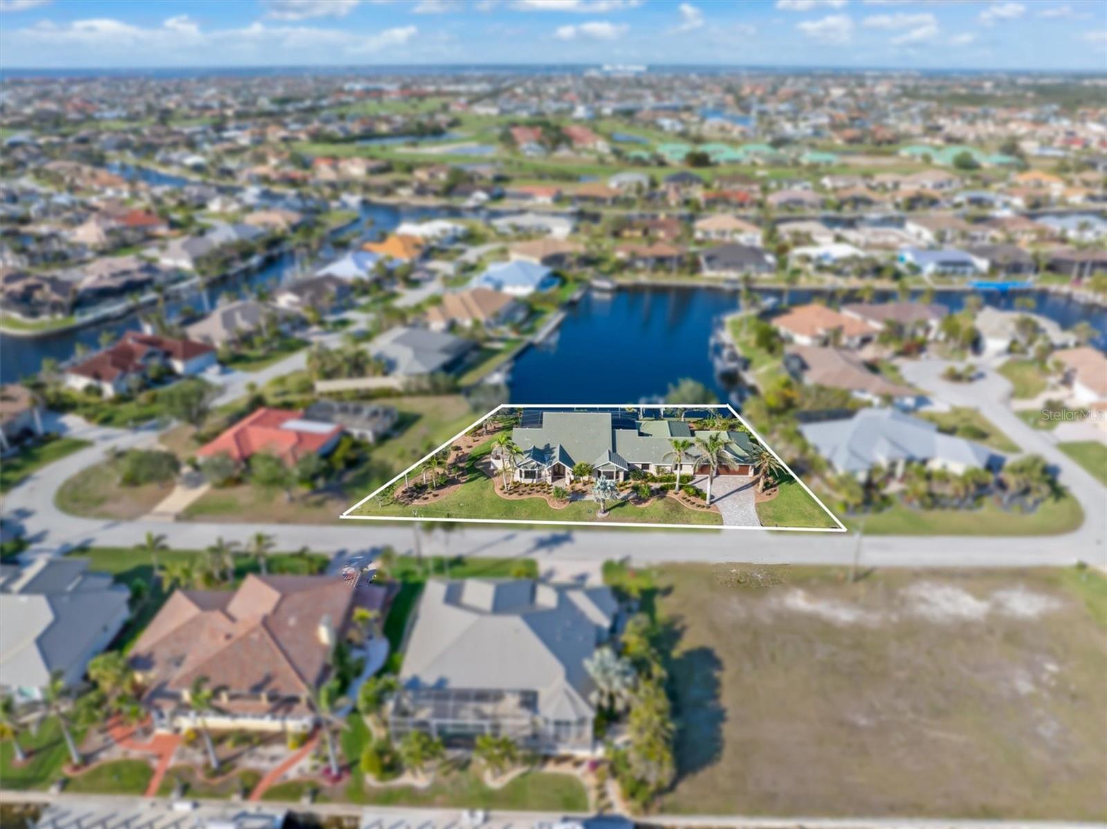 Image 89 of 96 For 1701 Casey Key Drive