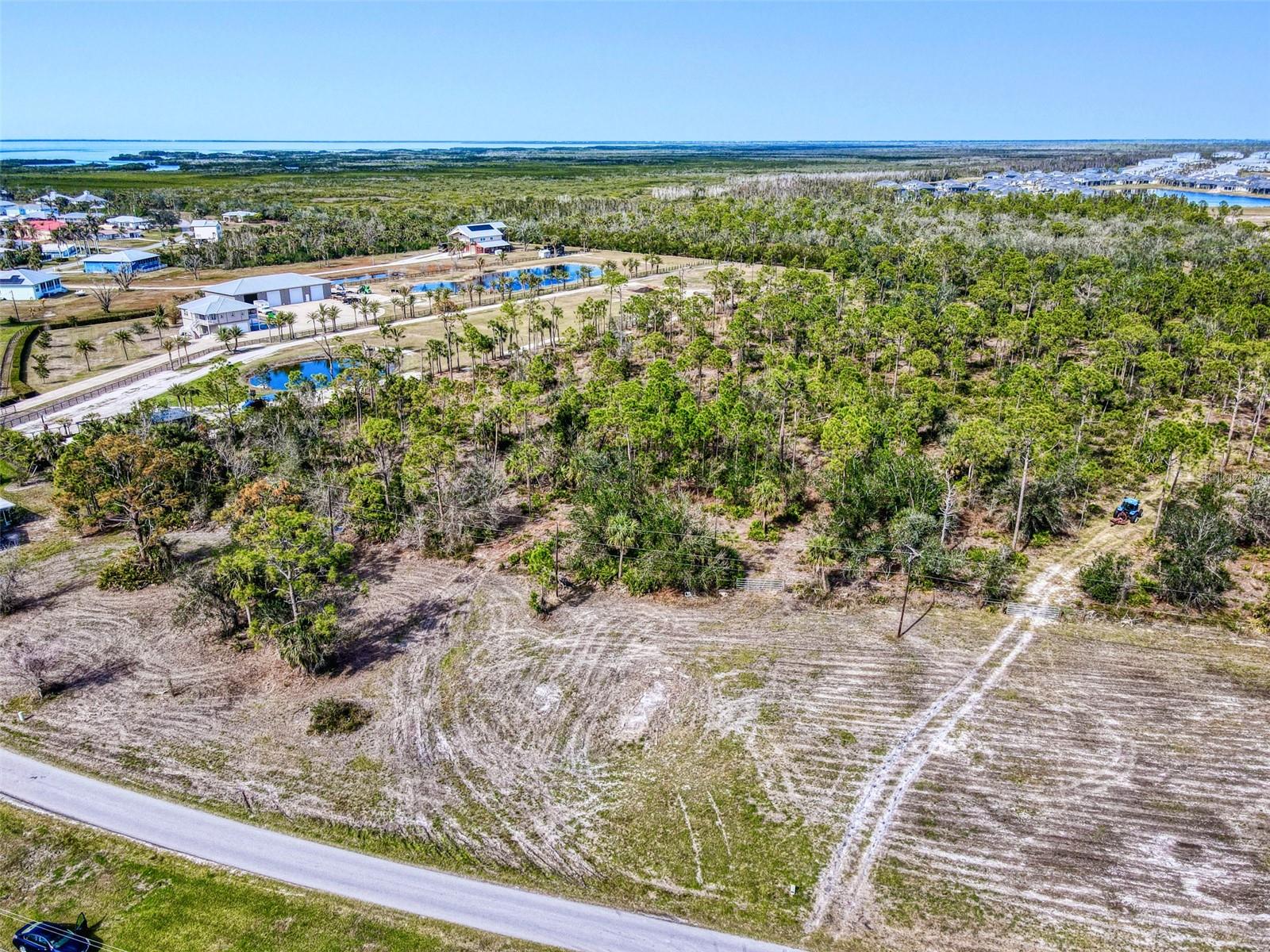 Image 6 of 6 For 24552 Yacht Club Boulevard