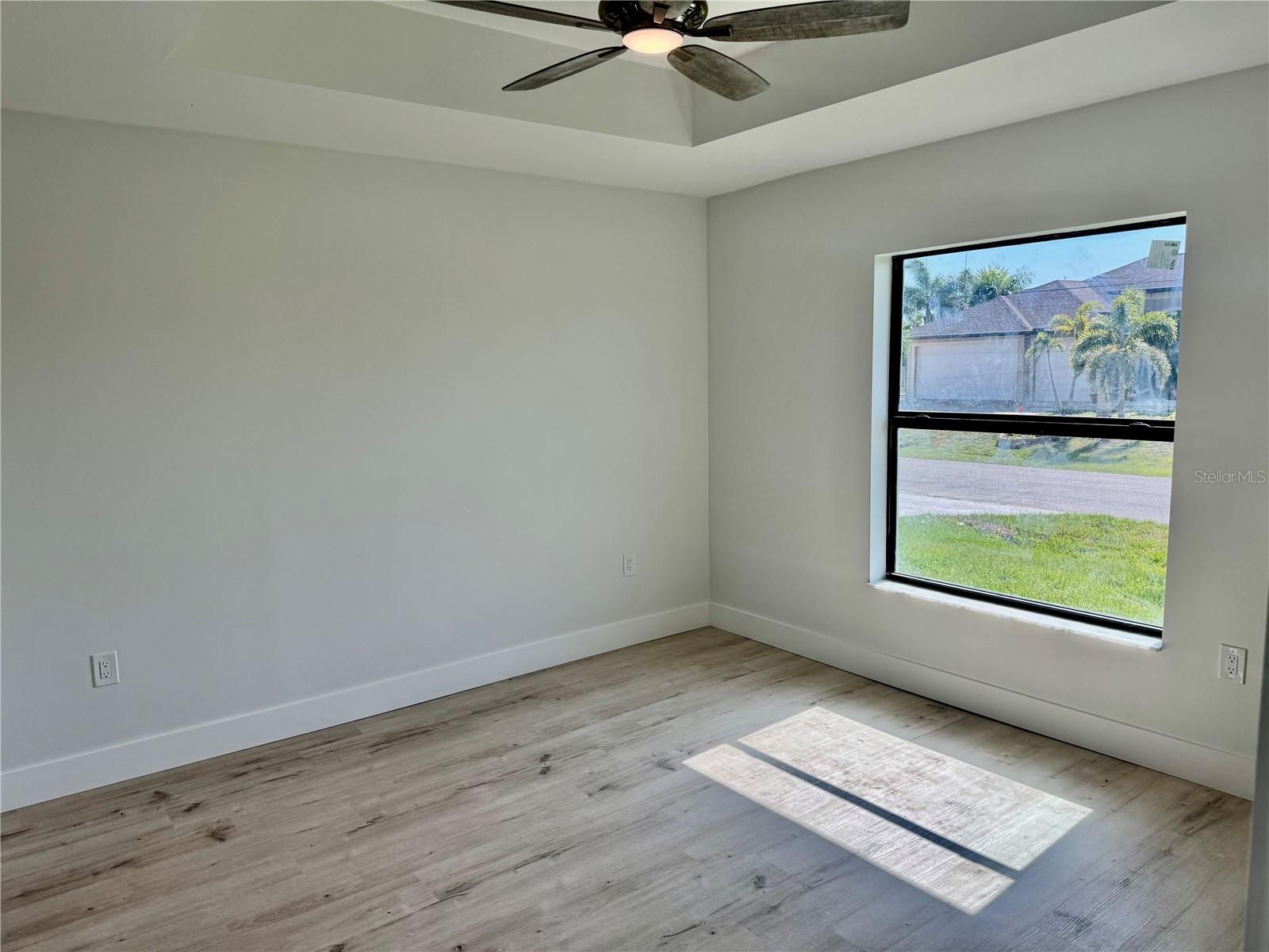 Image 18 of 34 For 13217 Blytheville Avenue 13219