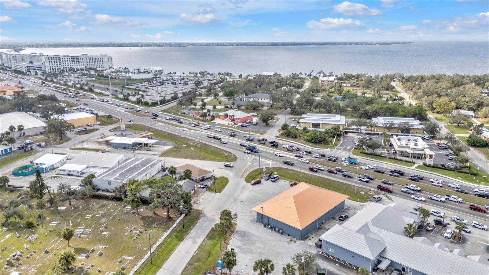 Image 11 of 58 For 4694 Tamiami Trail
