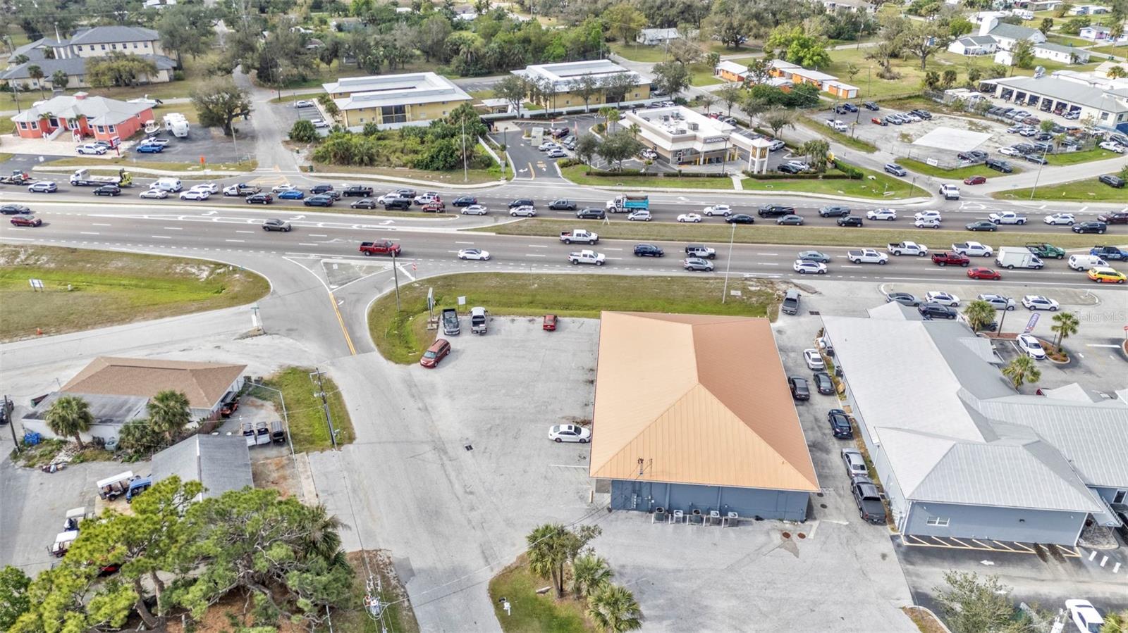 Image 12 of 58 For 4694 Tamiami Trail