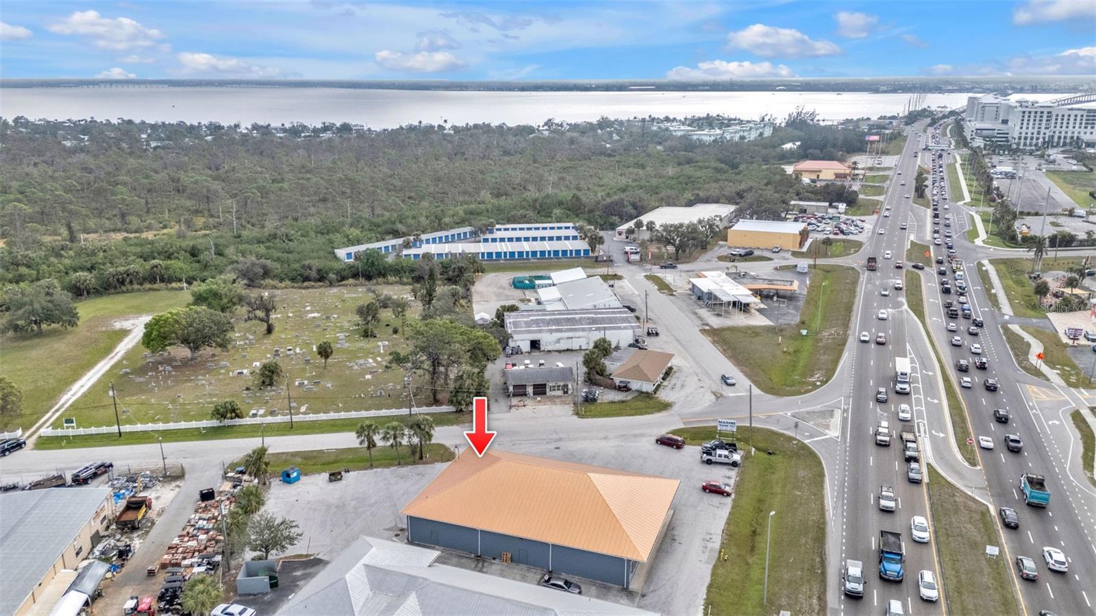 Image 4 of 58 For 4694 Tamiami Trail