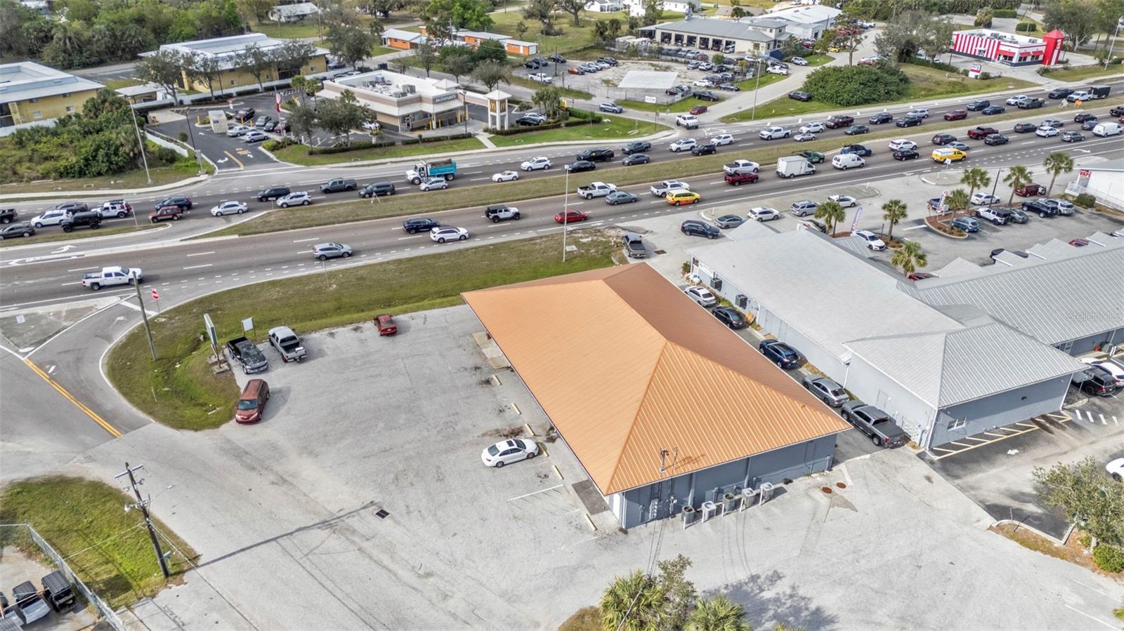Image 5 of 58 For 4694 Tamiami Trail