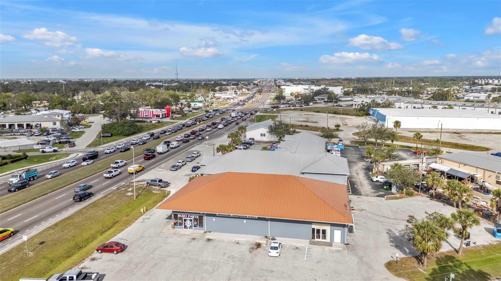 Image 7 of 58 For 4694 Tamiami Trail