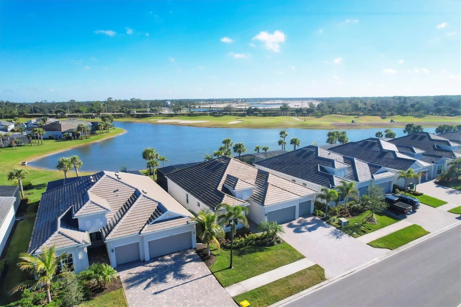 Image 5 of 65 For 25228 Longmeadow Drive