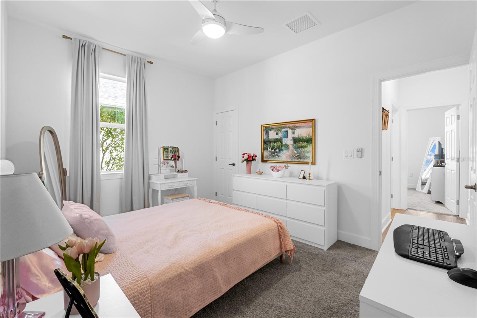 Image 10 of 77 For 43104 Lakeside Way