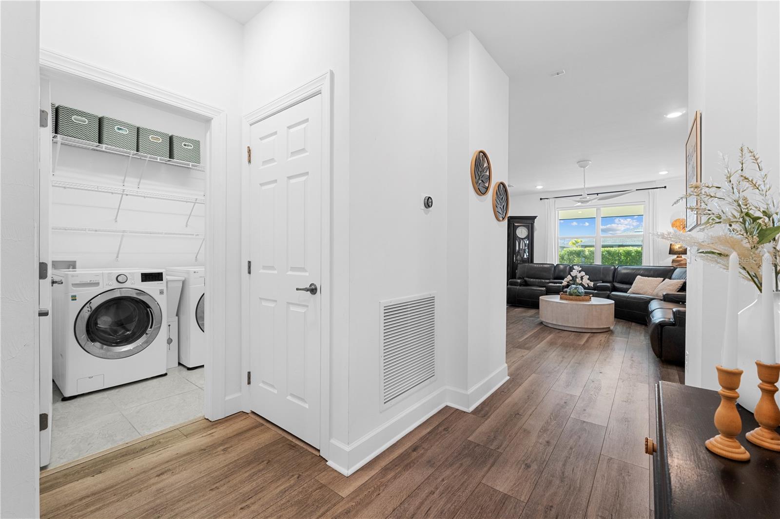 Image 12 of 77 For 43104 Lakeside Way