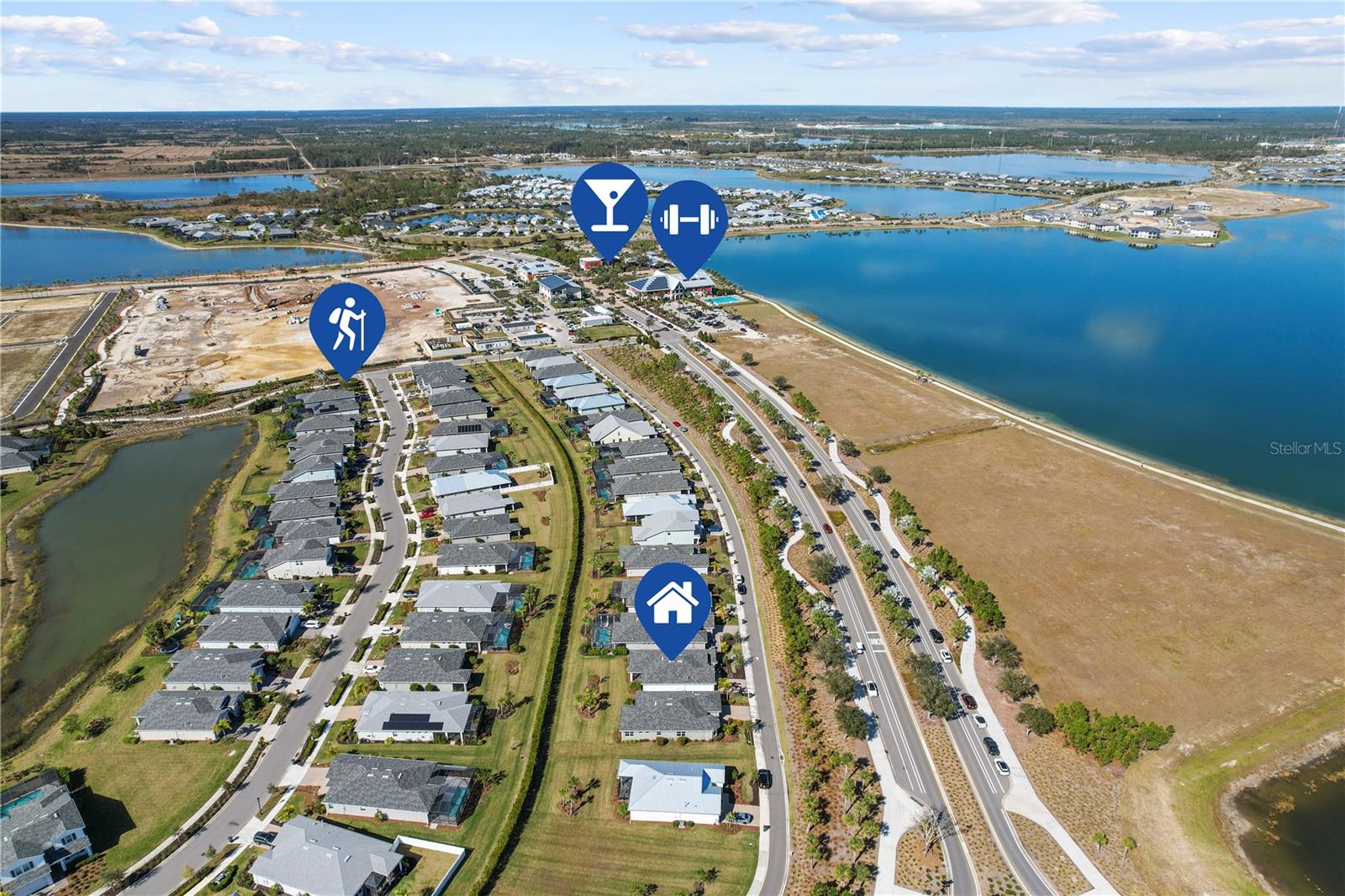 Image 43 of 77 For 43104 Lakeside Way