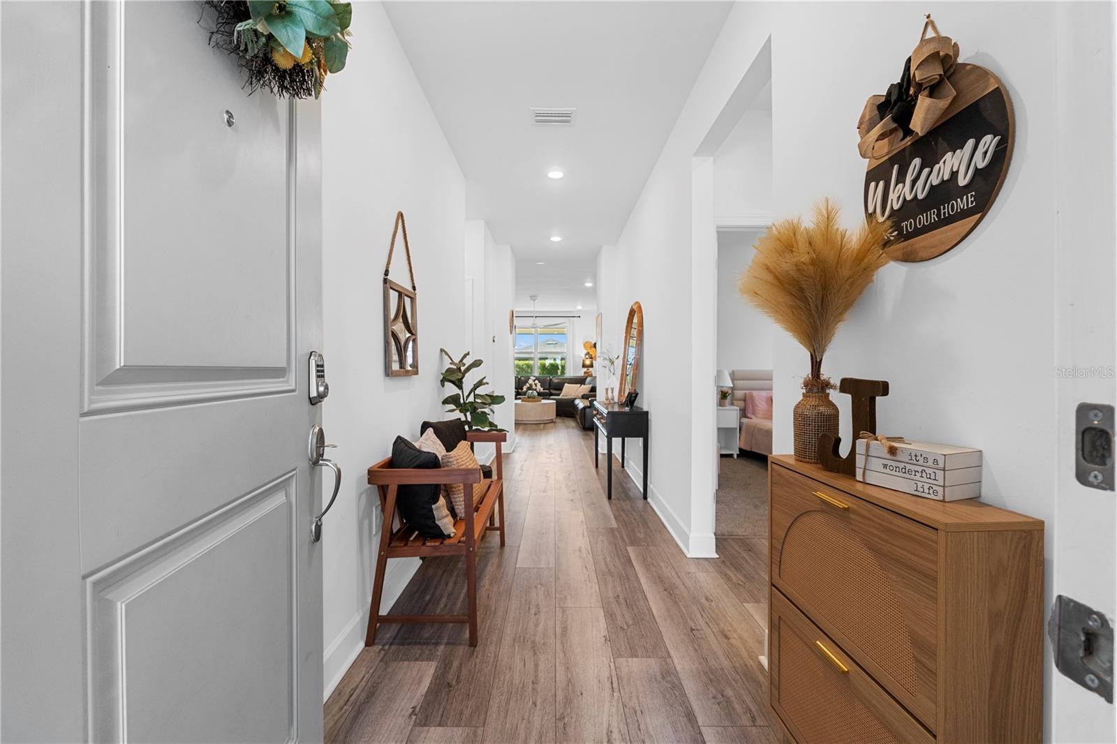 Image 6 of 77 For 43104 Lakeside Way