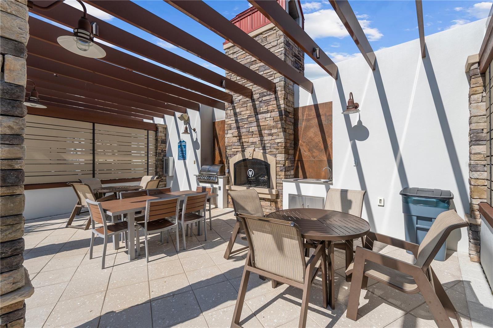 Image 60 of 77 For 43104 Lakeside Way