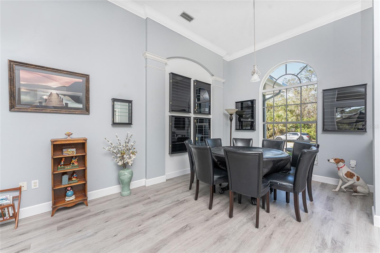 Image 13 of 72 For 1052 Eppinger Drive