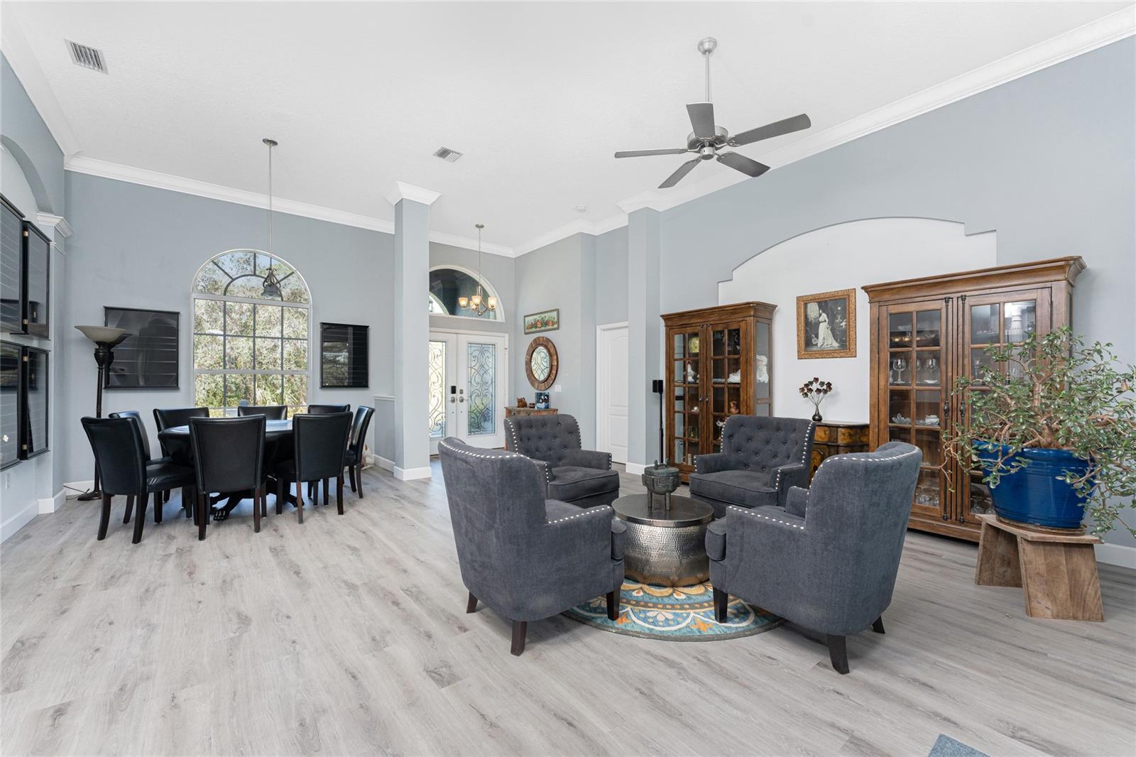 Image 14 of 72 For 1052 Eppinger Drive