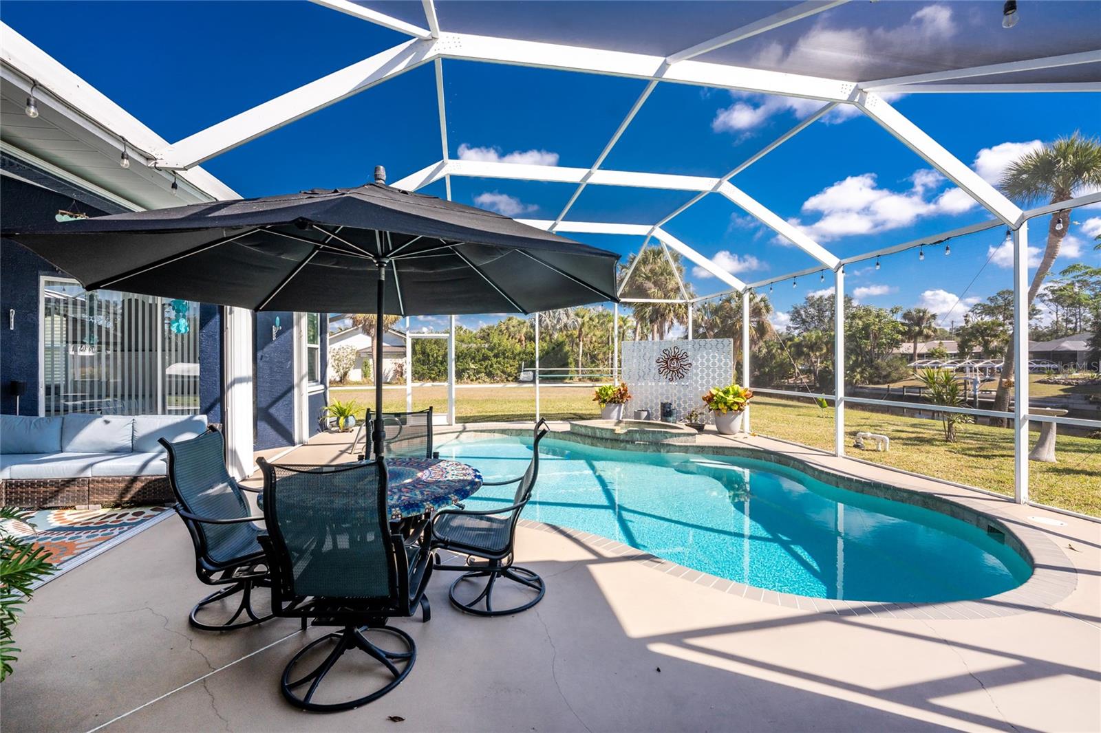 Image 39 of 72 For 1052 Eppinger Drive
