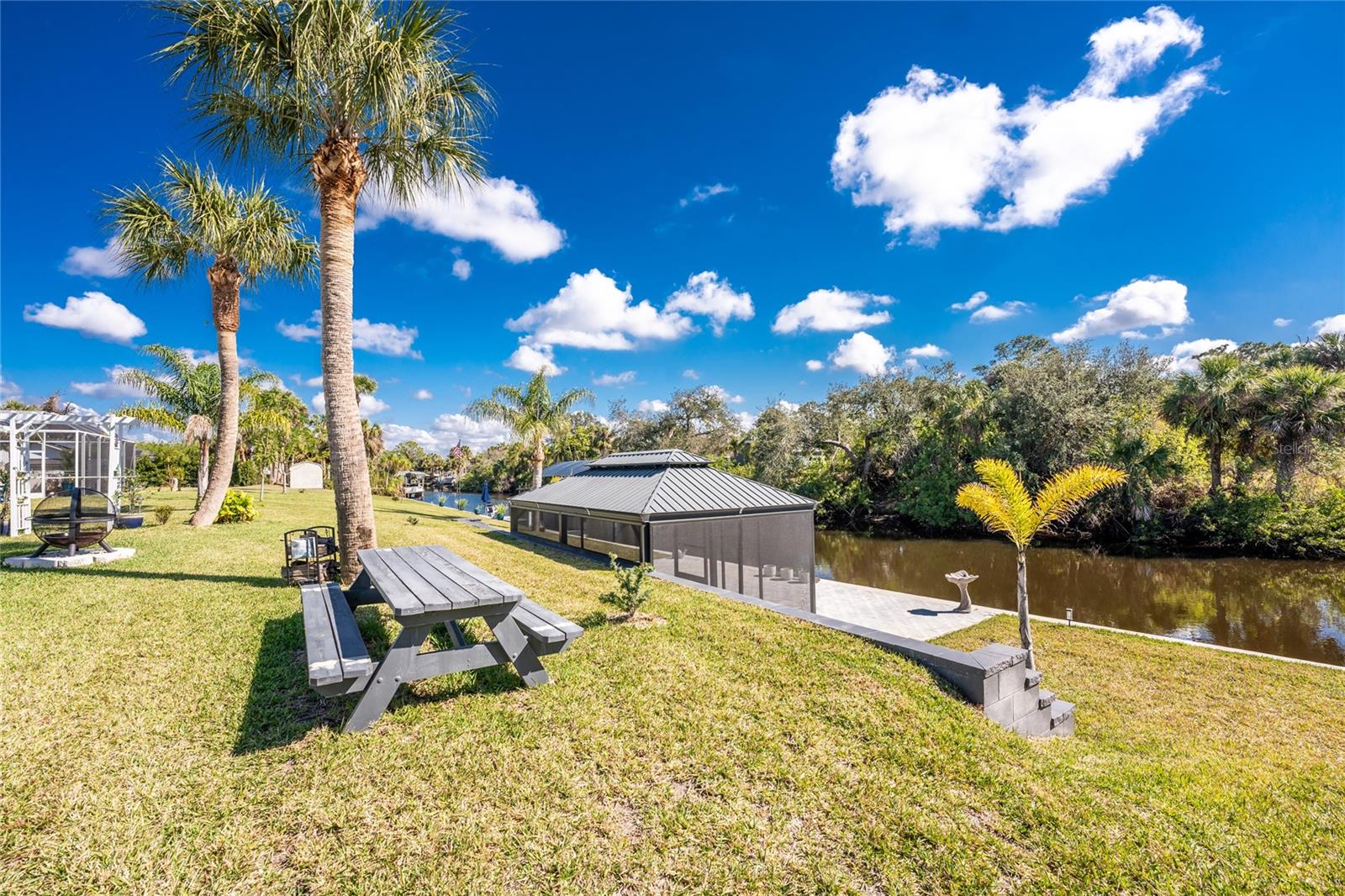 Image 49 of 72 For 1052 Eppinger Drive