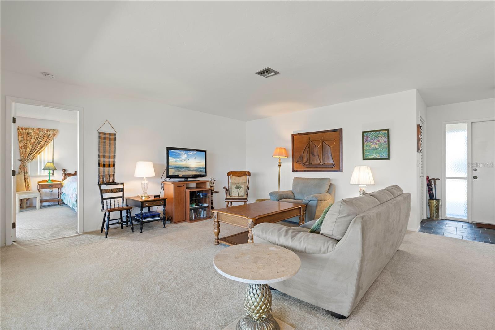 Image 22 of 65 For 716 Monaco Drive