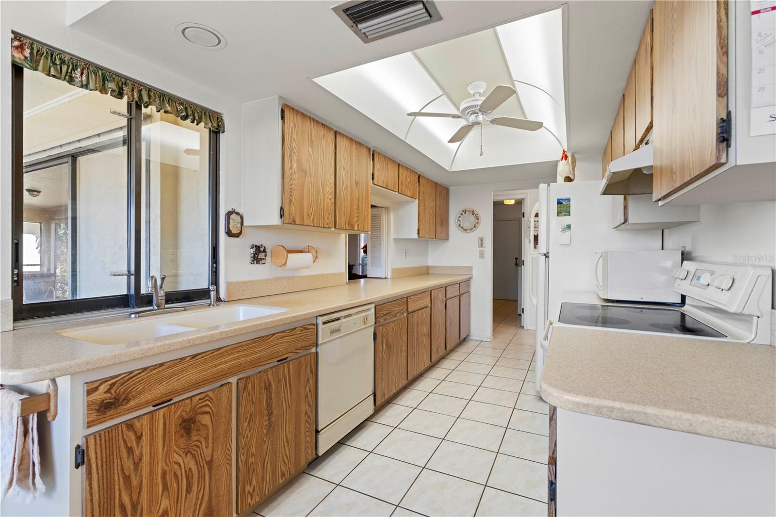 Image 7 of 65 For 716 Monaco Drive