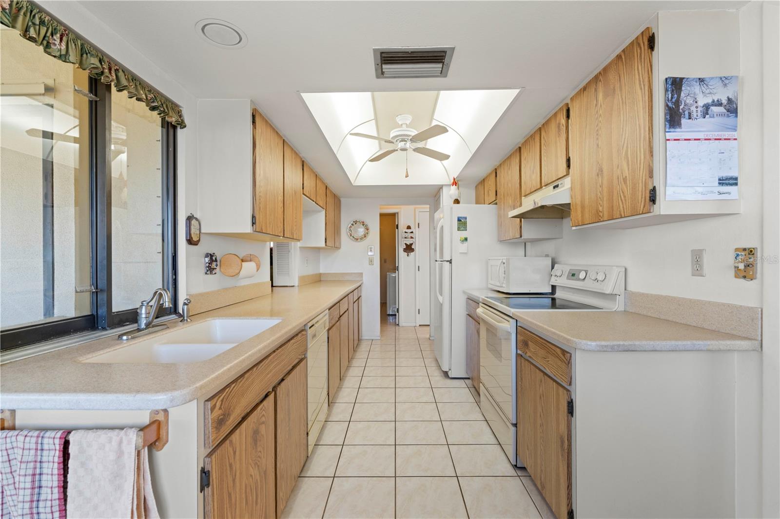 Image 8 of 65 For 716 Monaco Drive