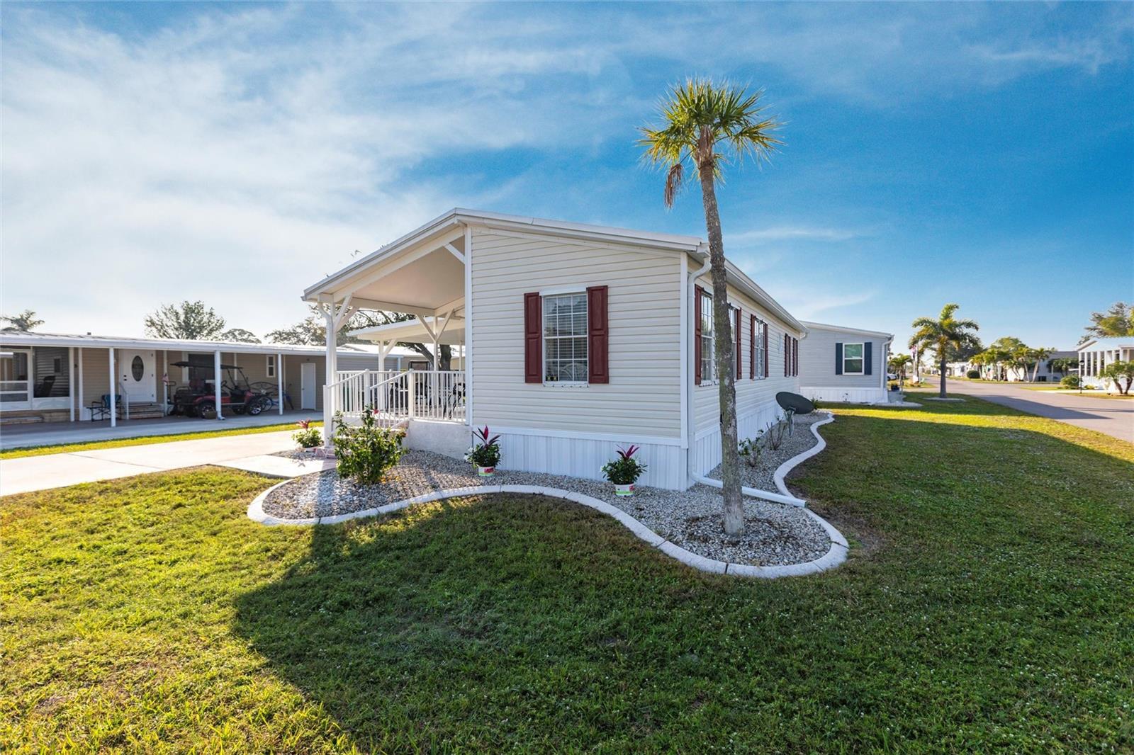 Details for 27 Manatee Loop, PUNTA GORDA, FL 33950