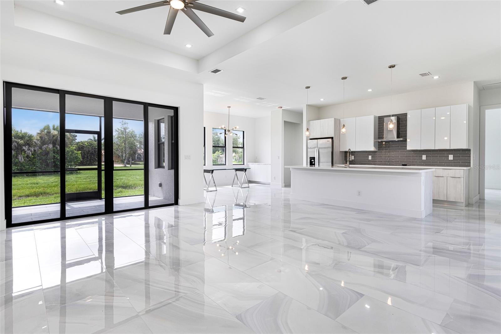 Image 4 of 42 For 17200 Mint Lane