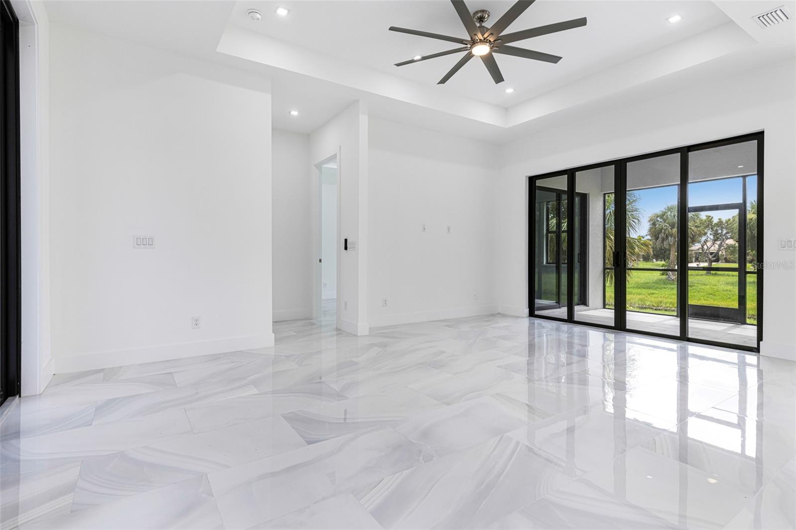 Image 5 of 42 For 17200 Mint Lane