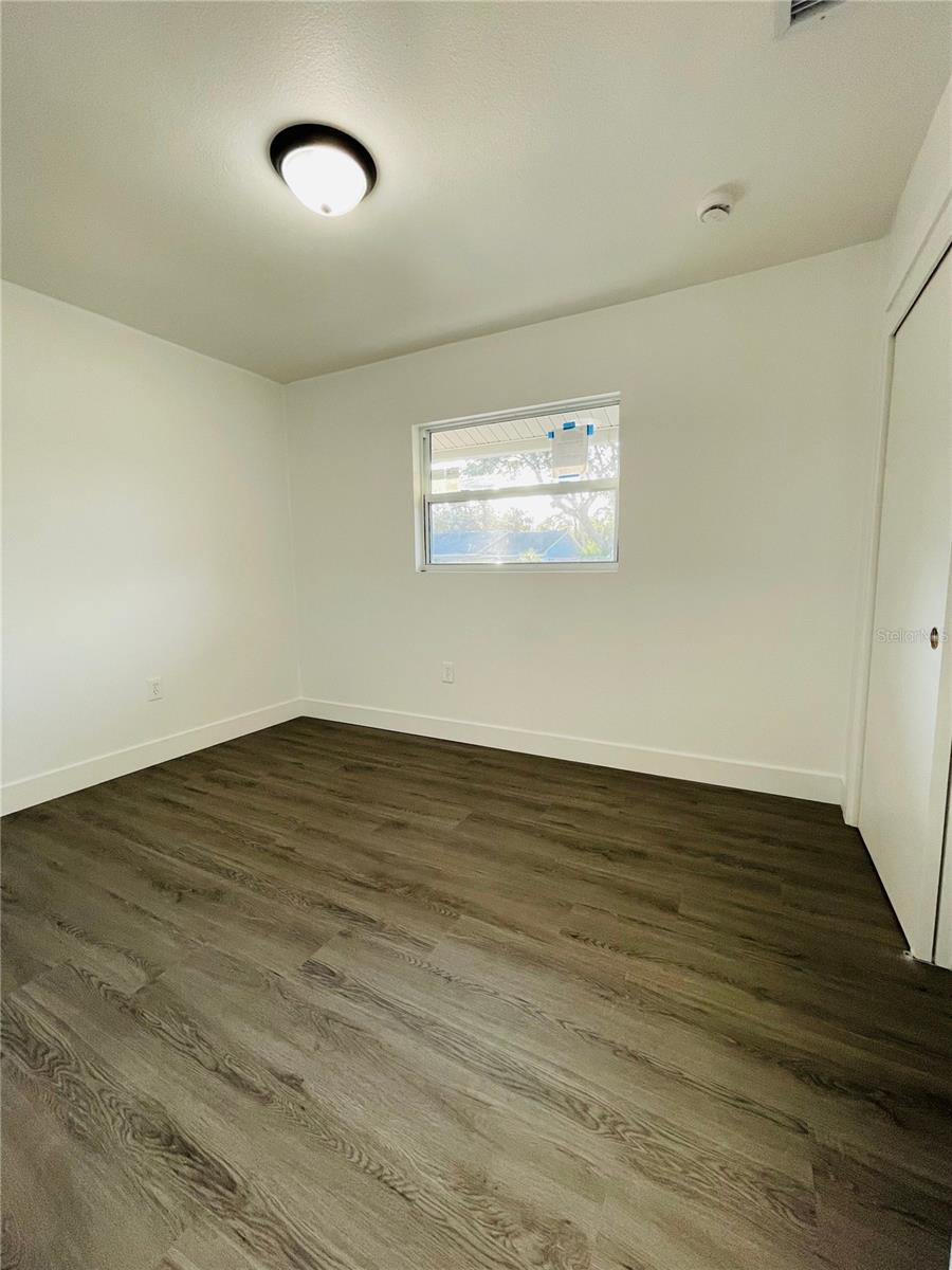 Image 23 of 31 For 4128 Durant Street