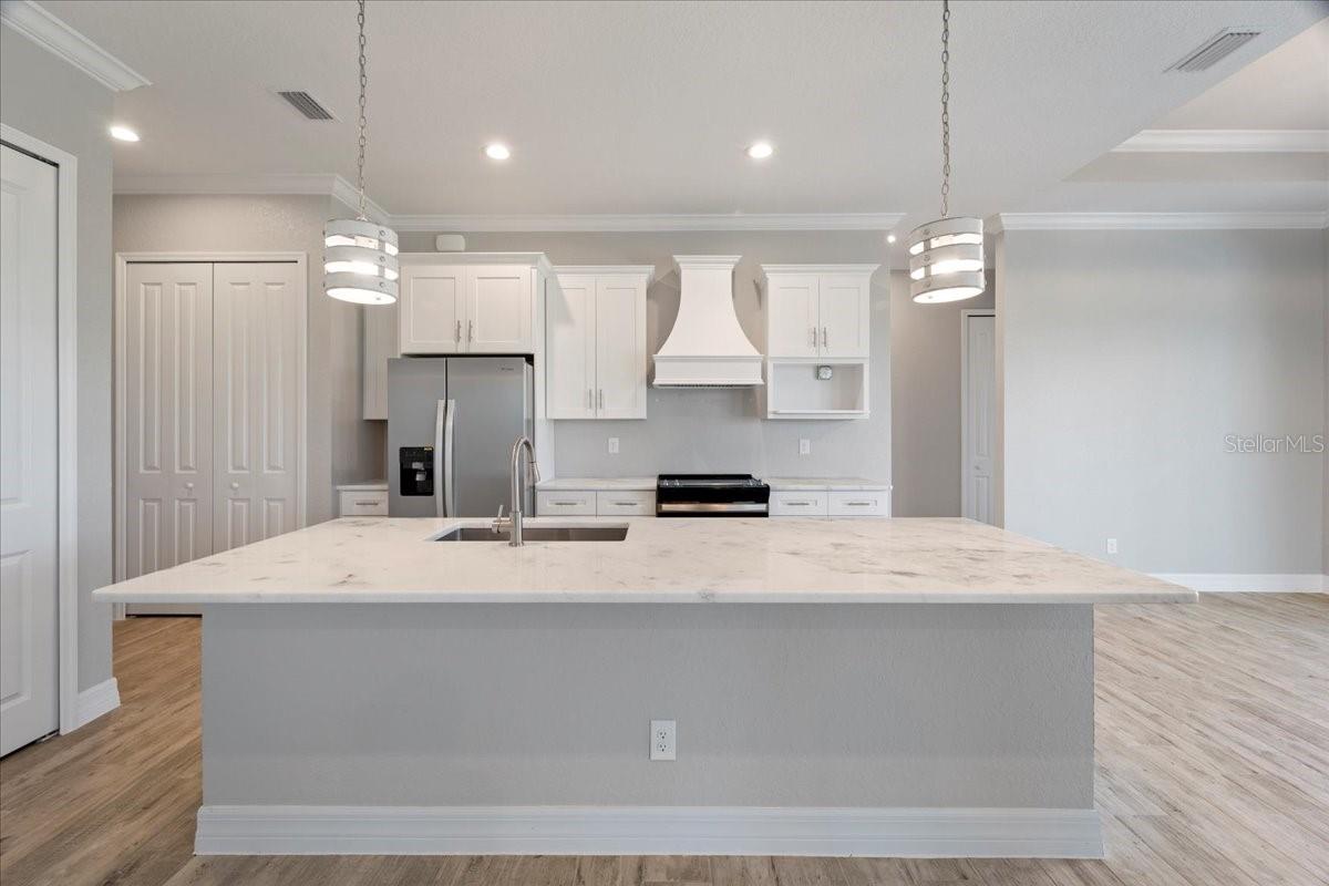 Image 11 of 36 For 13364 Rayburn Lane