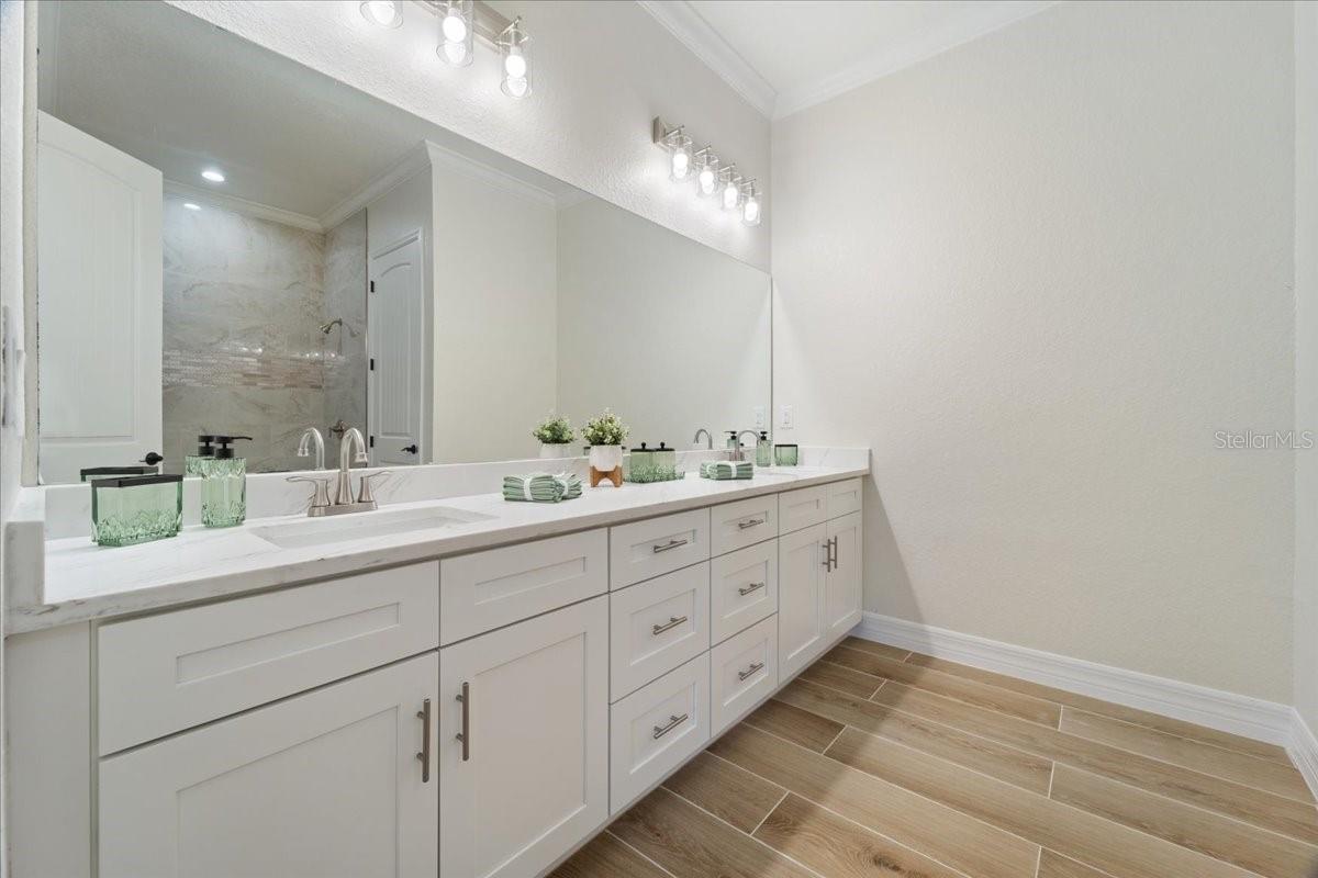 Image 19 of 40 For 13356 Rayburn Lane