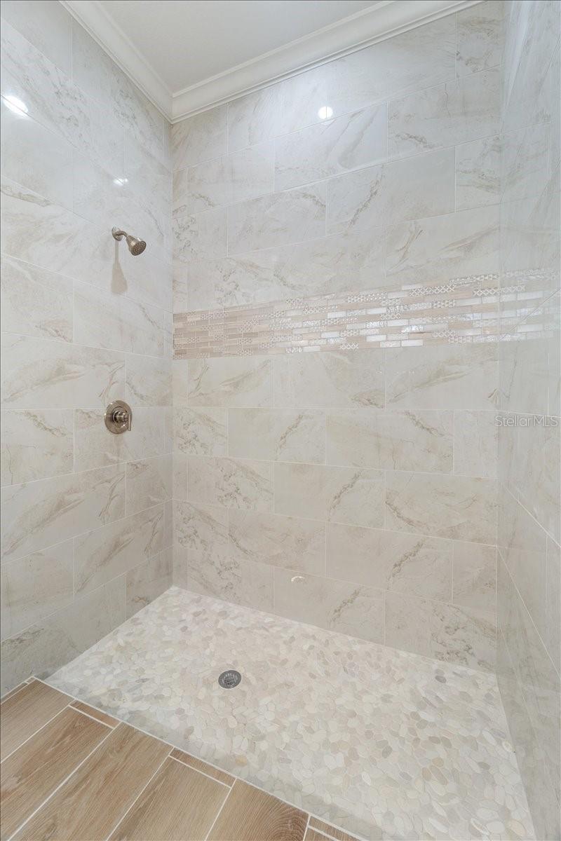 Image 20 of 40 For 13356 Rayburn Lane
