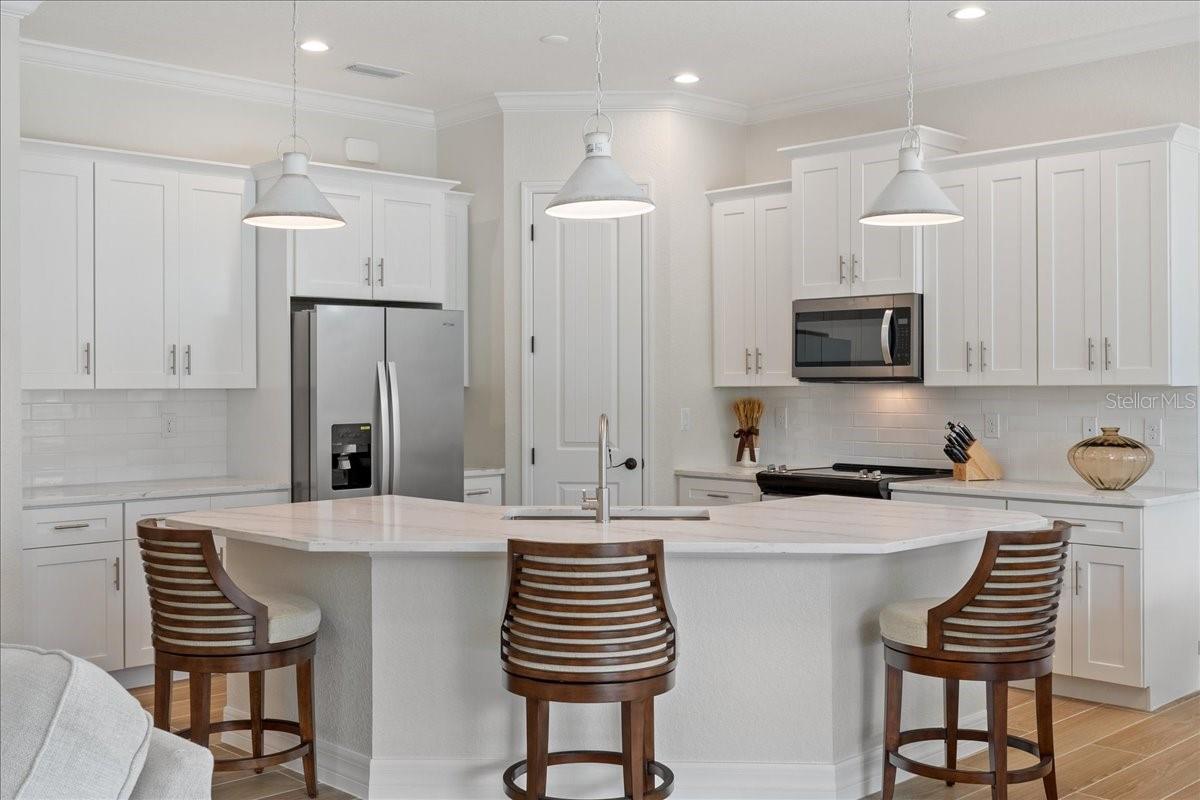 Image 3 of 40 For 13356 Rayburn Lane