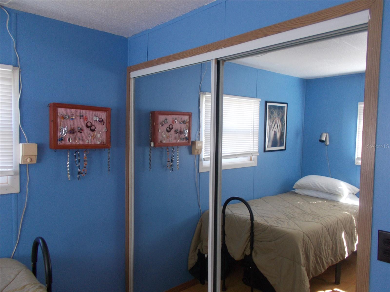 Image 11 of 52 For 5233 Palena Boulevard