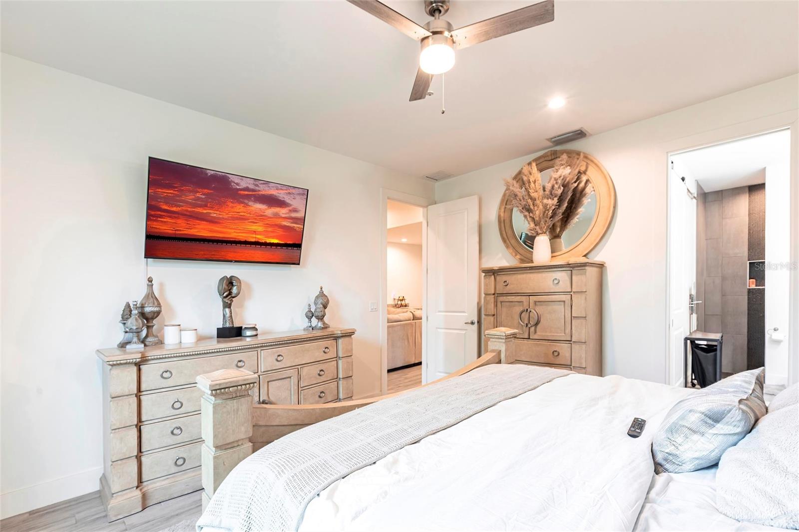 Image 13 of 43 For 2709 Magdalina Drive 101 -102b