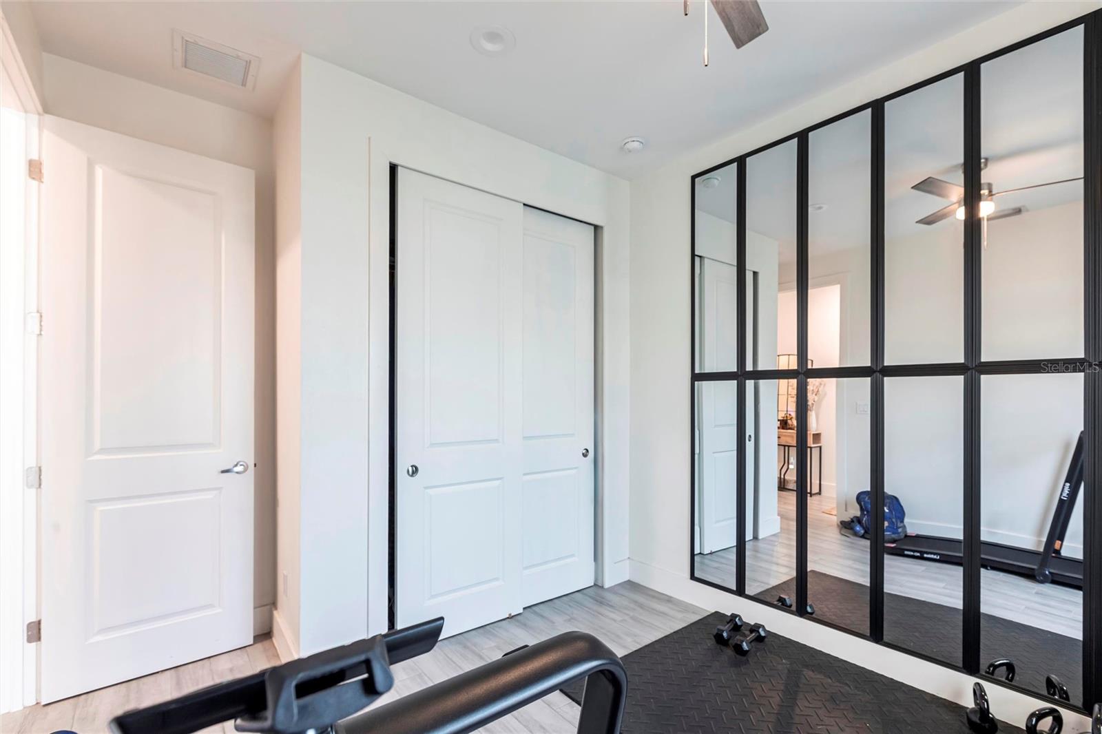 Image 17 of 43 For 2709 Magdalina Drive 101 -102b