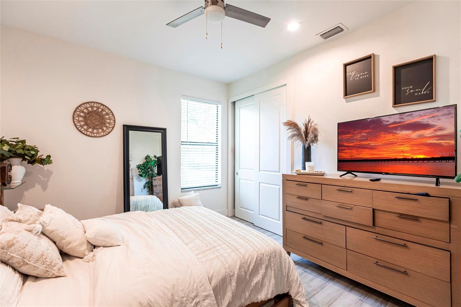 Image 18 of 43 For 2709 Magdalina Drive 101 -102b