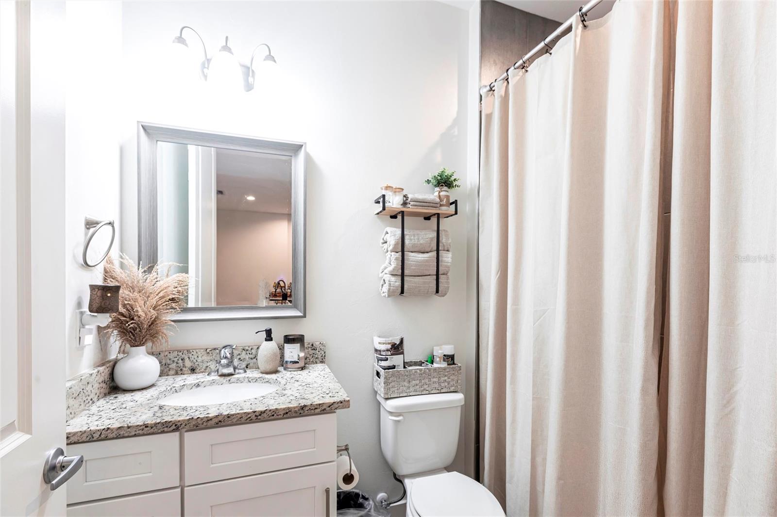 Image 21 of 43 For 2709 Magdalina Drive 101 -102b