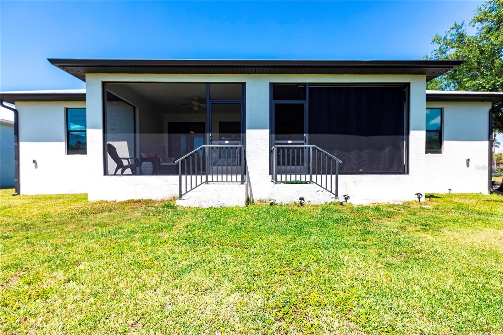 Image 23 of 43 For 2709 Magdalina Drive 101 -102b
